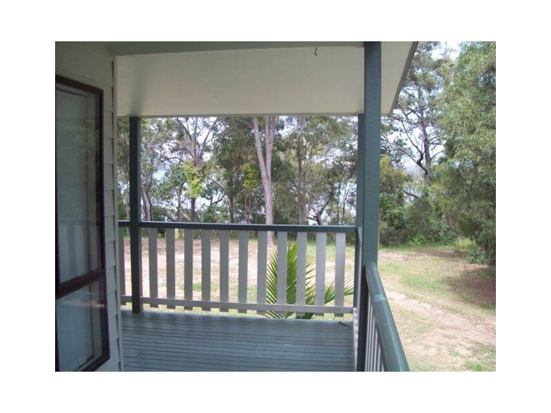 8 Pandora Court, Macleay Island QLD 4184