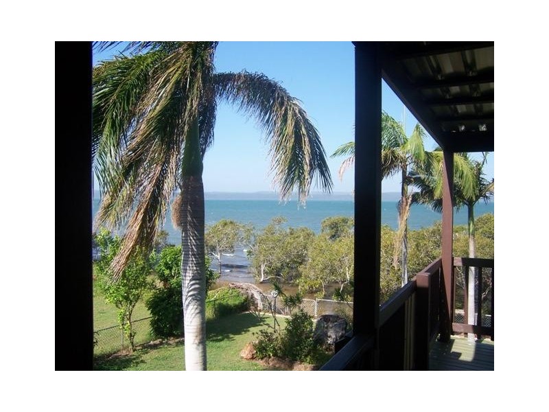 4 Koonwarra Parade, Macleay Island QLD 4184