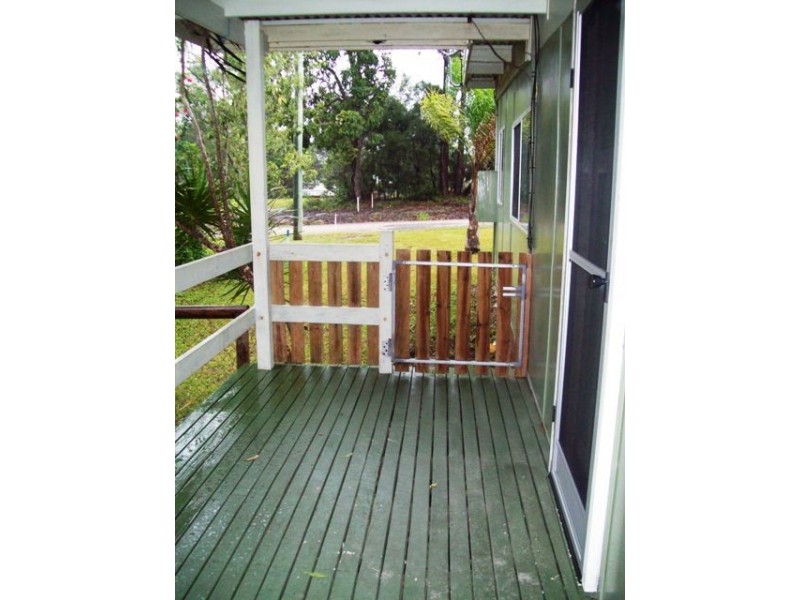 69 Eastbourne Terrace, Macleay Island QLD 4184