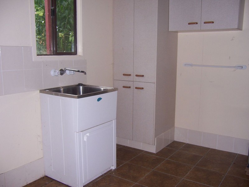 10 Hamilton Parade, Macleay Island QLD 4184