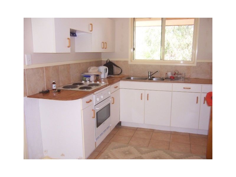 34 Goodsell Crescent, Lamb Island QLD 4184