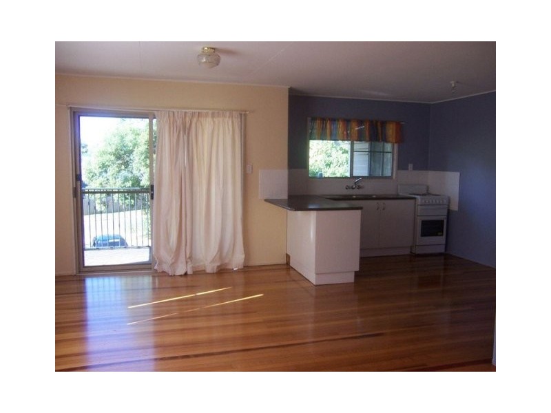 185 High Central Road, Macleay Island QLD 4184