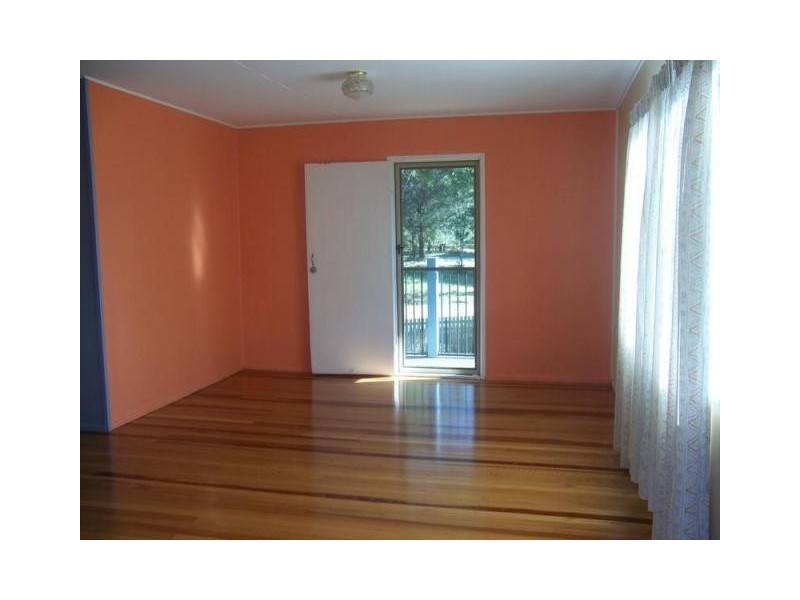 185 High Central Road, Macleay Island QLD 4184