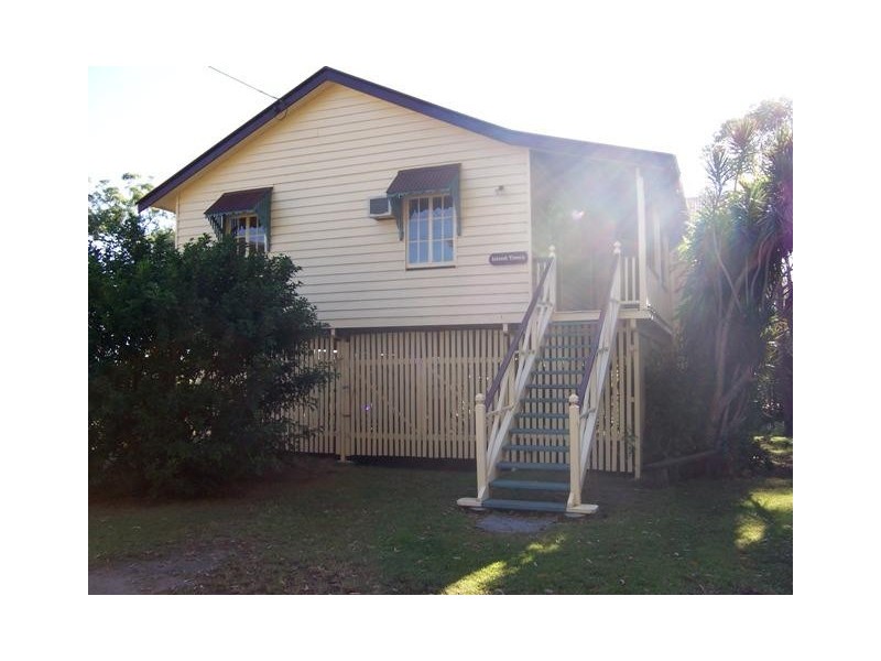 66 Charles Terrace, Macleay Island QLD 4184
