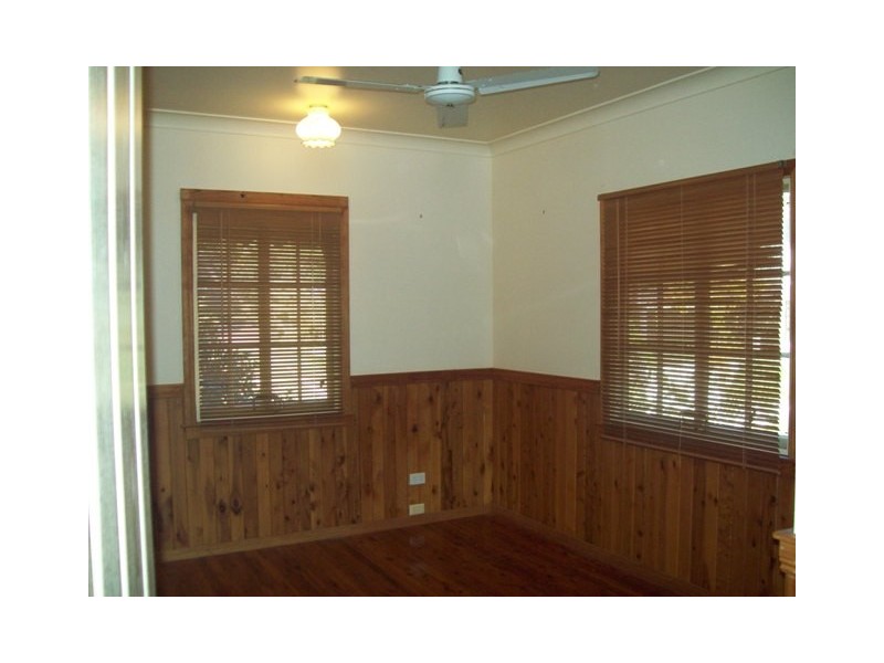 66 Charles Terrace, Macleay Island QLD 4184