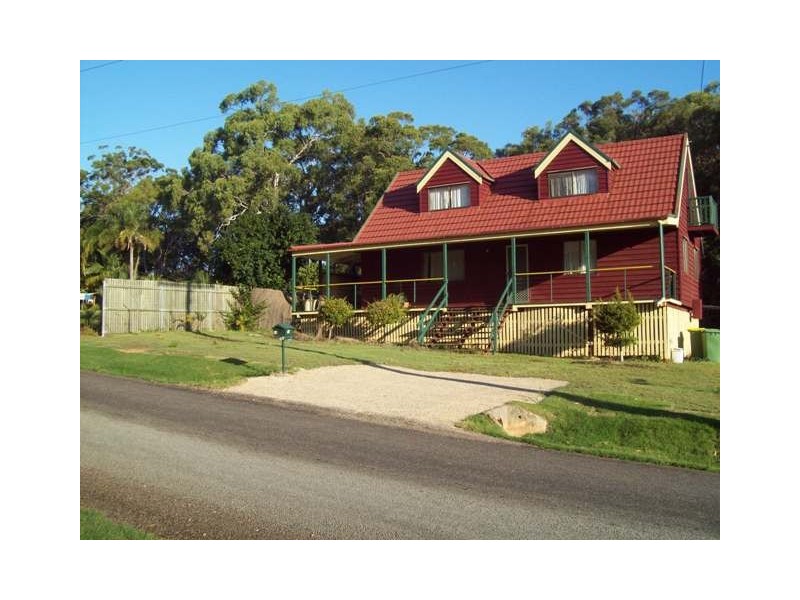 10 Barramundi Street, Macleay Island QLD 4184