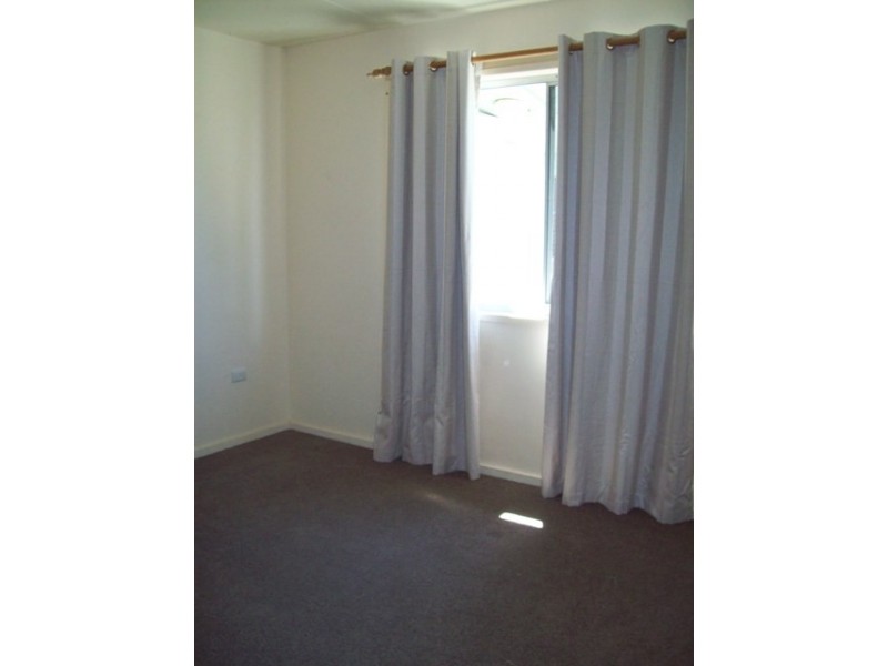 11 Zelma Court, Macleay Island QLD 4184