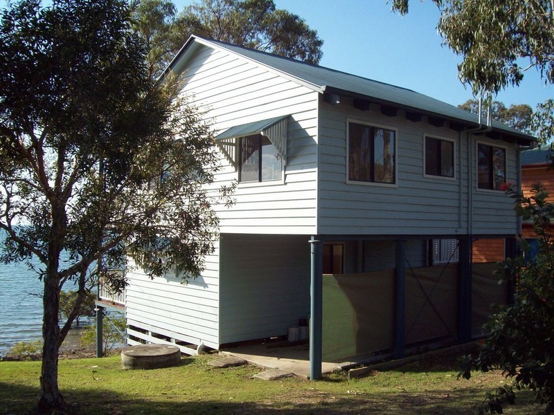 26 Kim Crescent, Macleay Island QLD 4184