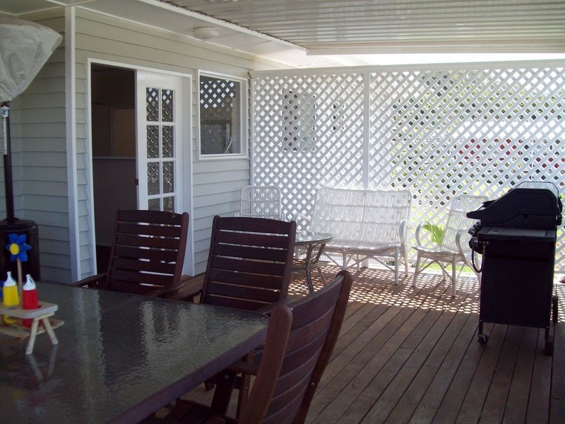 13 Tina Avenue, Lamb Island QLD 4184