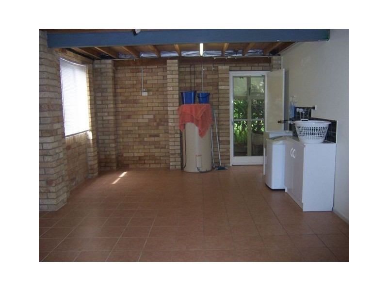 3 Coorong, Macleay Island QLD 4184