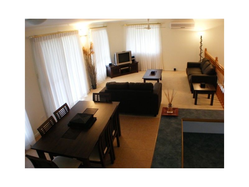 3 Coorong, Macleay Island QLD 4184