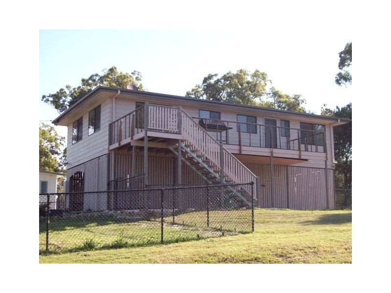 7 Koonwarra Parade, Macleay Island QLD 4184