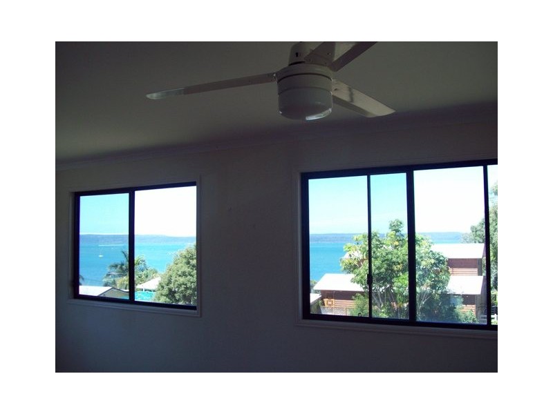 7 Koonwarra Parade, Macleay Island QLD 4184