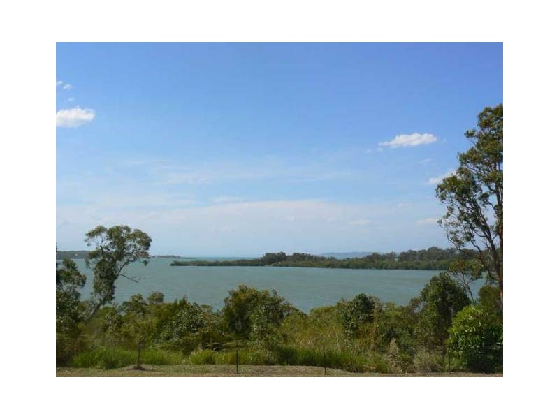 40-42 Timothy Street, Macleay Island QLD 4184