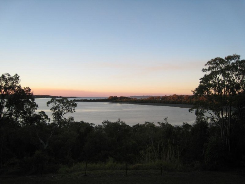 40-42 Timothy Street, Macleay Island QLD 4184