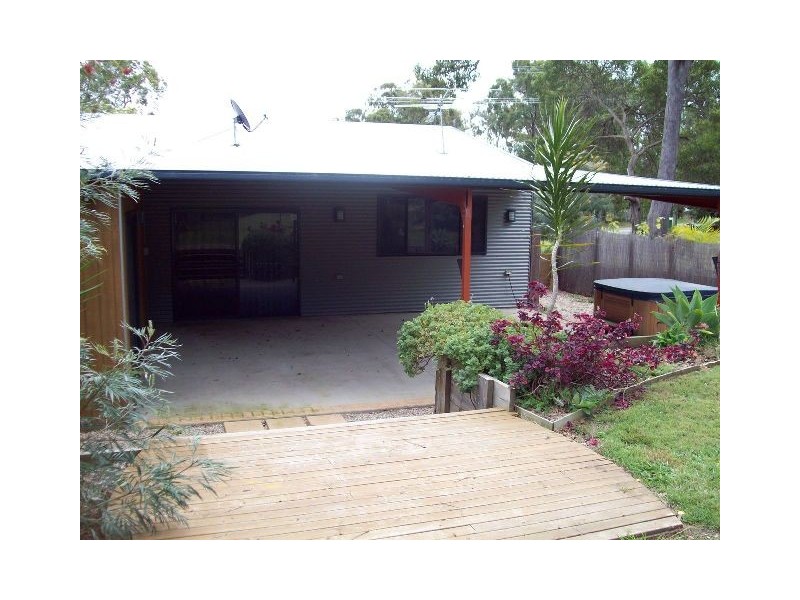 178 Kate Street, Macleay Island QLD 4184