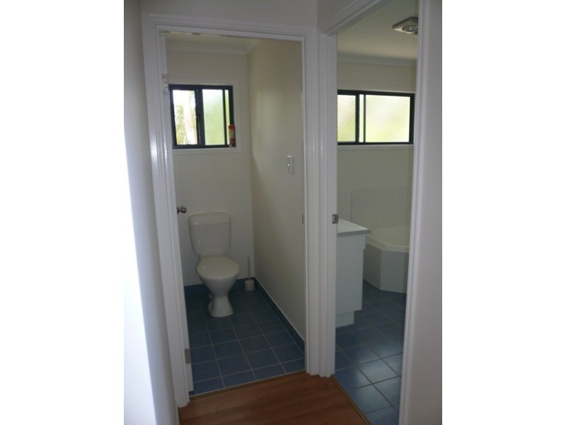 65 Eastbourne Terrace, Macleay Island QLD 4184