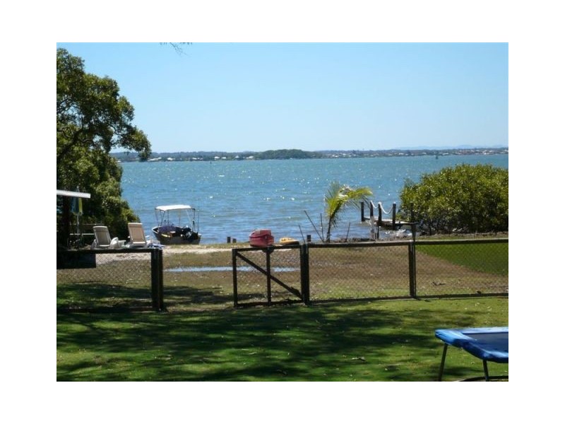 15 Attunga, Macleay Island QLD 4184