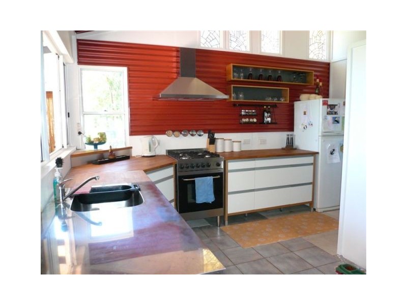 15 Attunga, Macleay Island QLD 4184