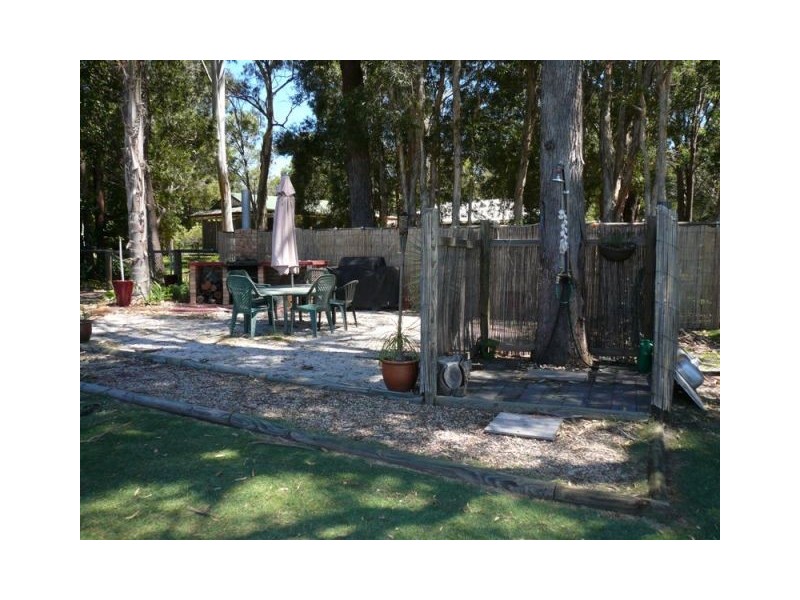 15 Attunga, Macleay Island QLD 4184
