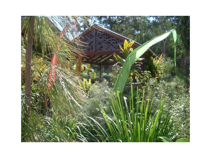 2 President Terrace, Macleay Island QLD 4184