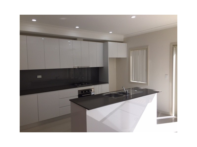 7/17 Carinya Road, Girraween NSW 2145