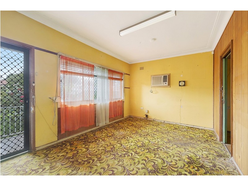 122 DAVIS ROAD, Marayong NSW 2148