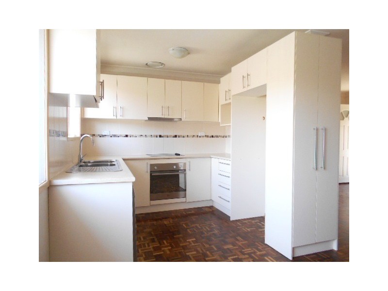 7 Raupach Street, Dean Park NSW 2761