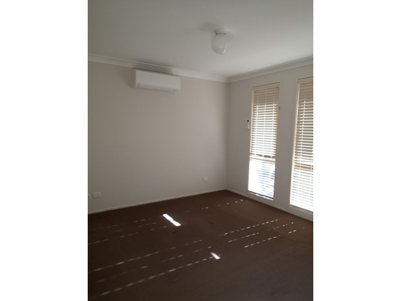 46 Mackay Circuit, Ropes Crossing NSW 2760