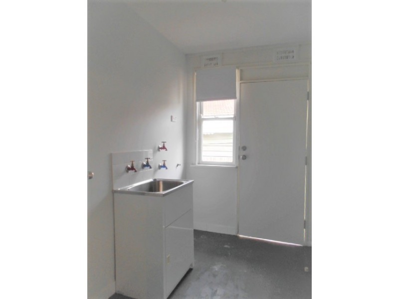 60 Lucena Crescent, Lethbridge Park NSW 2770