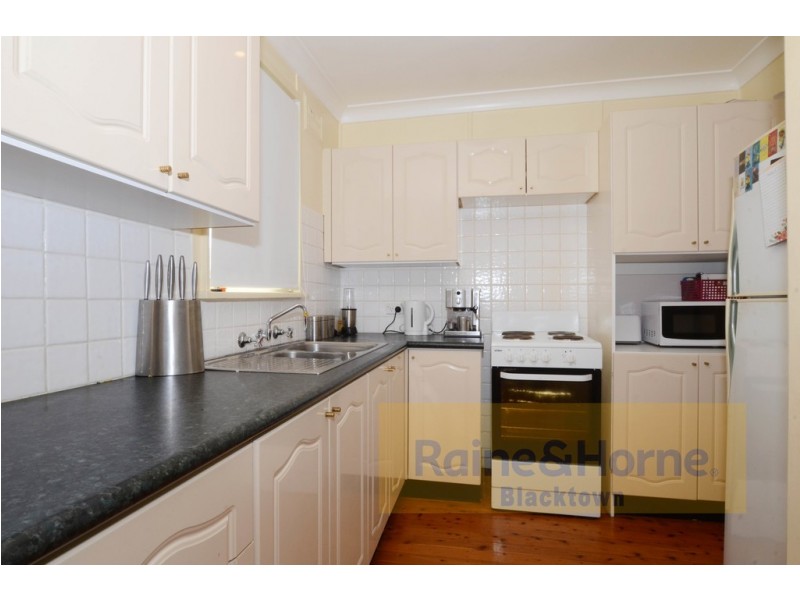 5 Horne Place, Blackett NSW 2770