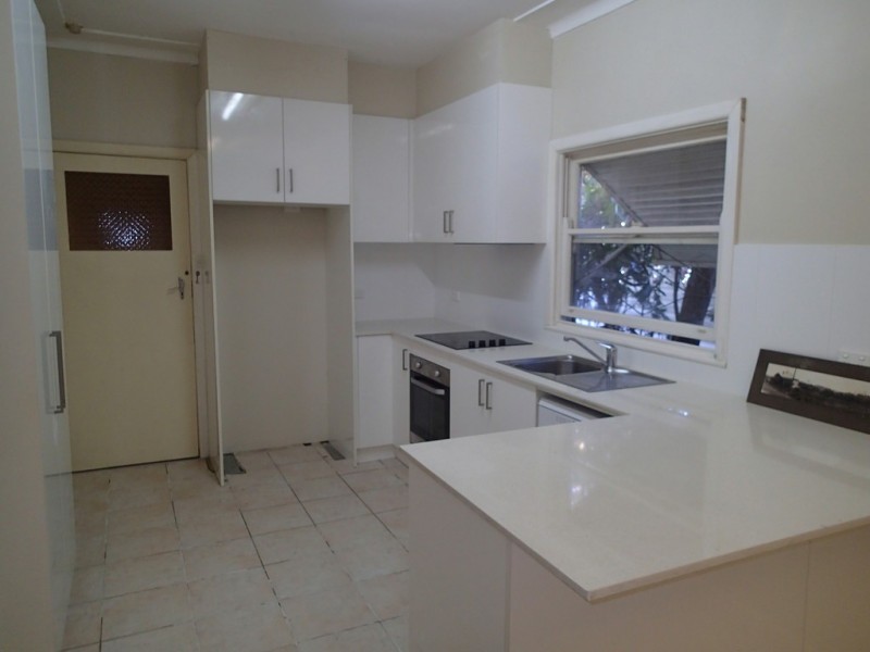 4 Livingstone Avenue, Baulkham Hills NSW 2153