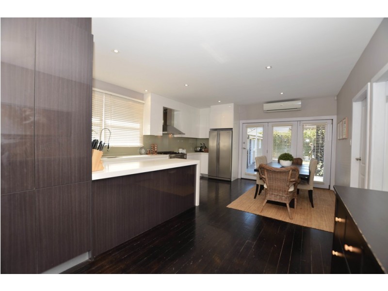 207 Henry Lawson Drive, Georges Hall NSW 2198