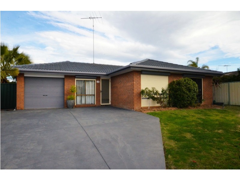 18 Alroy Crescent, Hassall Grove NSW 2761