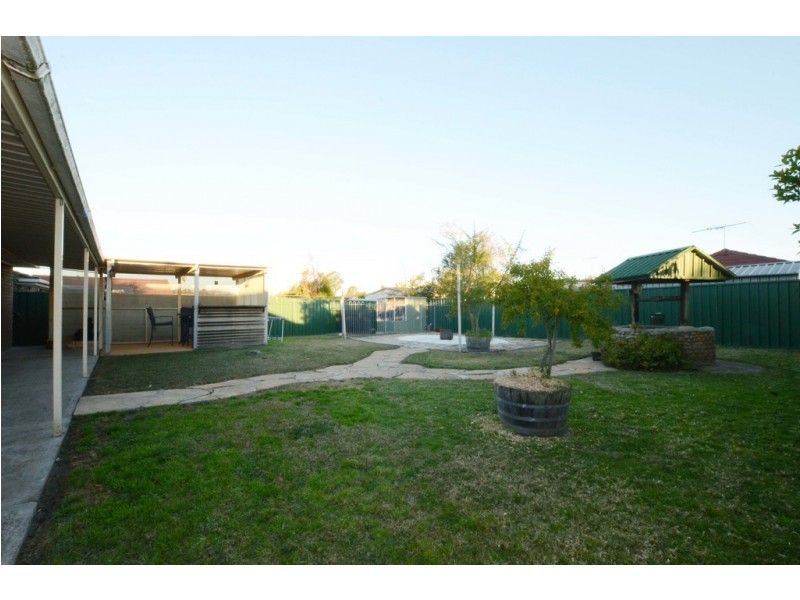 18 Alroy Crescent, Hassall Grove NSW 2761