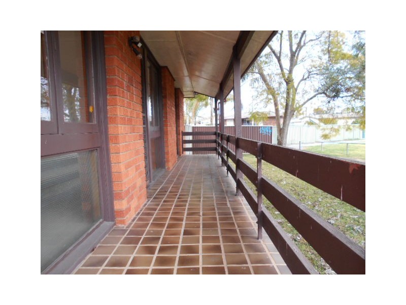 52 Keesing Crescent, Blackett NSW 2770