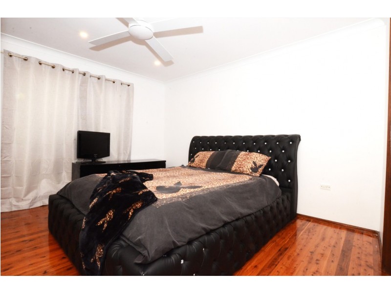 4 Kolodong Drive, Quakers Hill NSW 2763