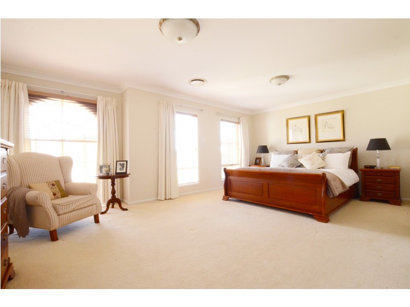 6 Flannan Court, Kellyville NSW 2155