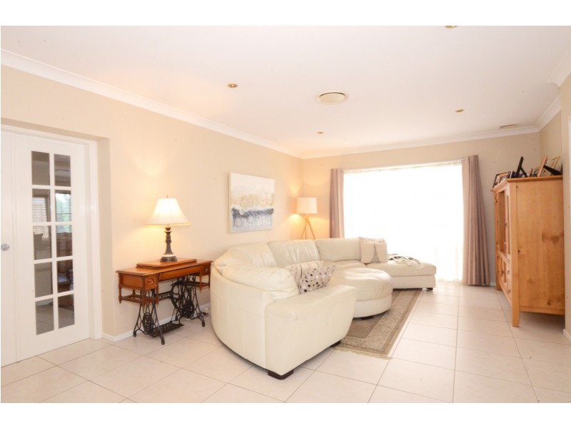 6 Flannan Court, Kellyville NSW 2155