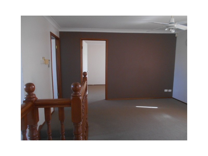 13 Natalie Place, Oakhurst NSW 2761