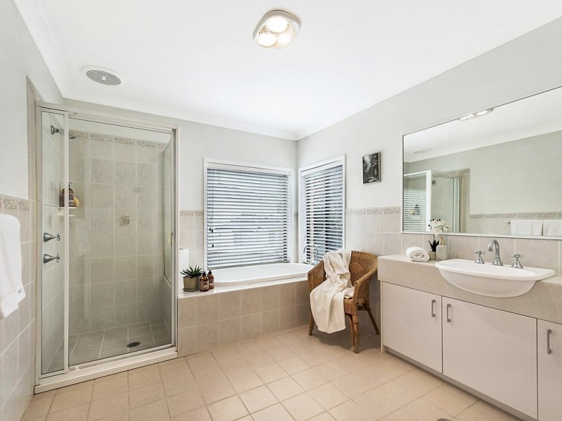 4 Paperbark Crescent, Beaumont Hills NSW 2155