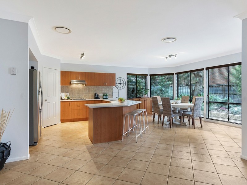 4 Paperbark Crescent, Beaumont Hills NSW 2155