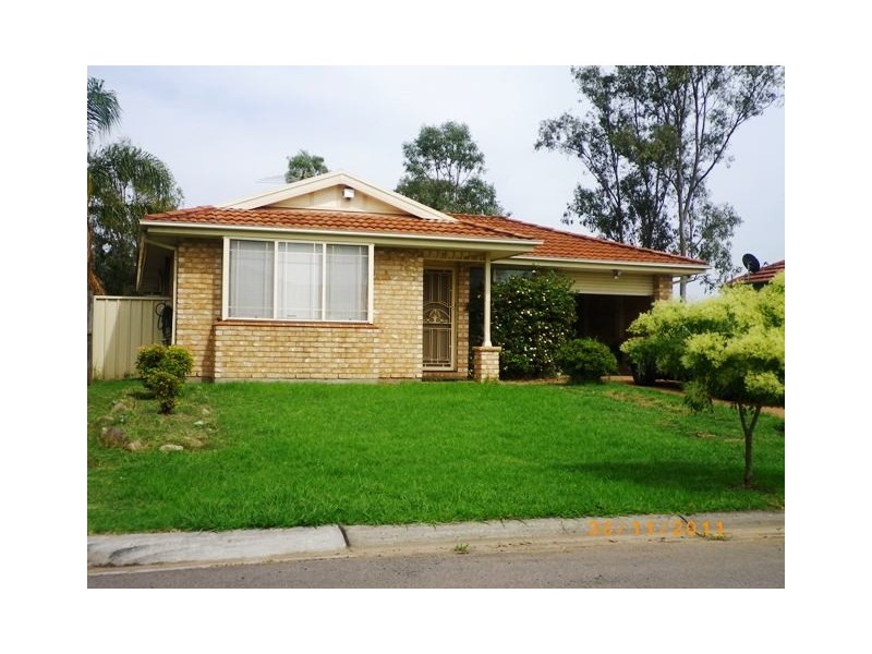 15 FIRETAIL GROVE, Plumpton NSW 2761