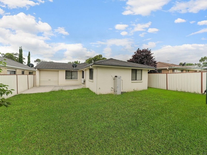 9 Pepperidge Street, Oakhurst NSW 2761