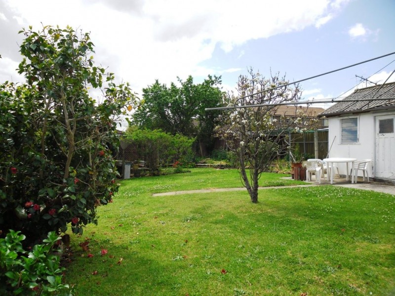 69 Wall Park Ave, Seven Hills NSW 2147