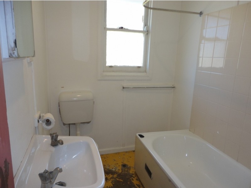 27 Kilbride Ave, Dharruk NSW 2770