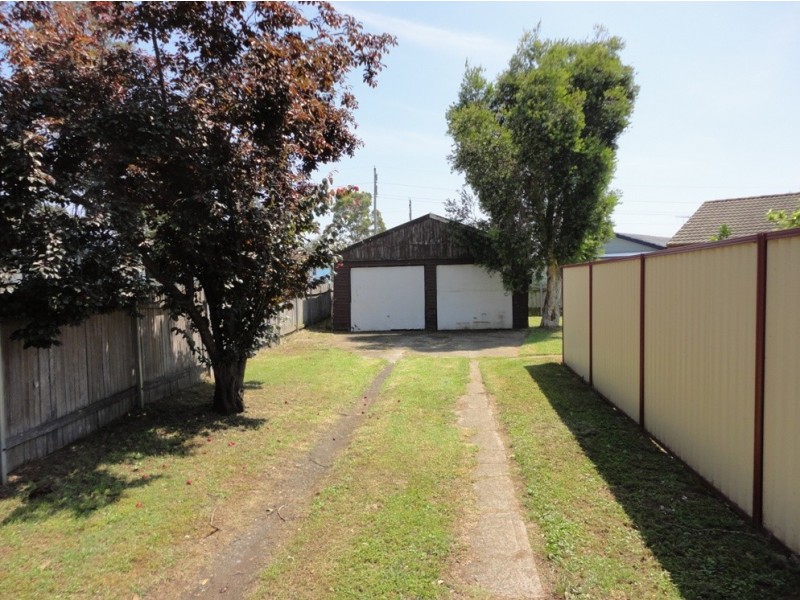 27 Kilbride Ave, Dharruk NSW 2770