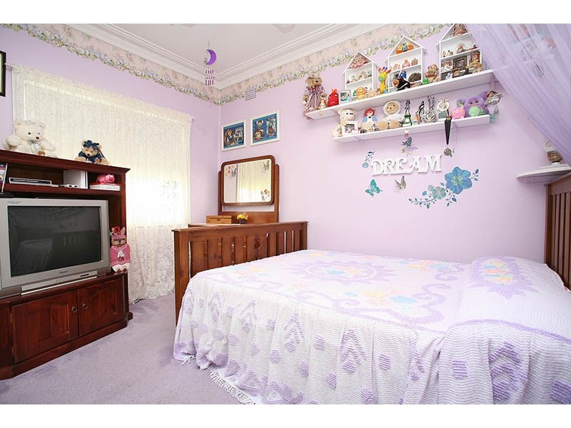 5 Paul Street, Blacktown NSW 2148