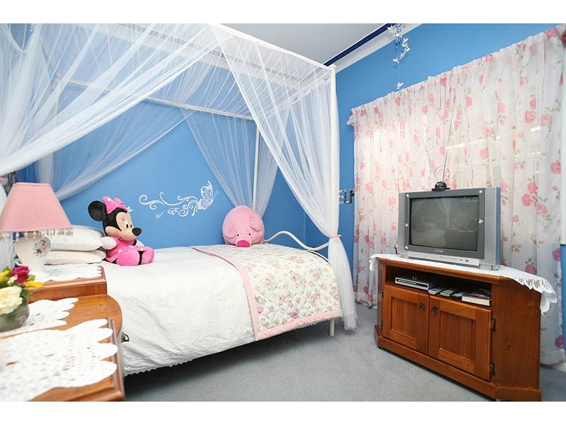 5 Paul Street, Blacktown NSW 2148