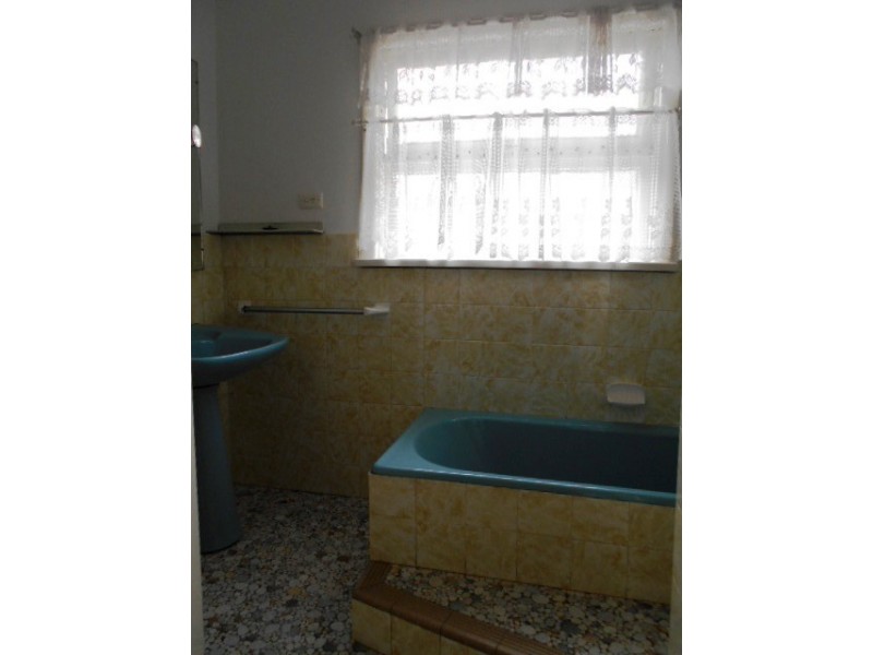 7 Robina Street, Blacktown NSW 2148